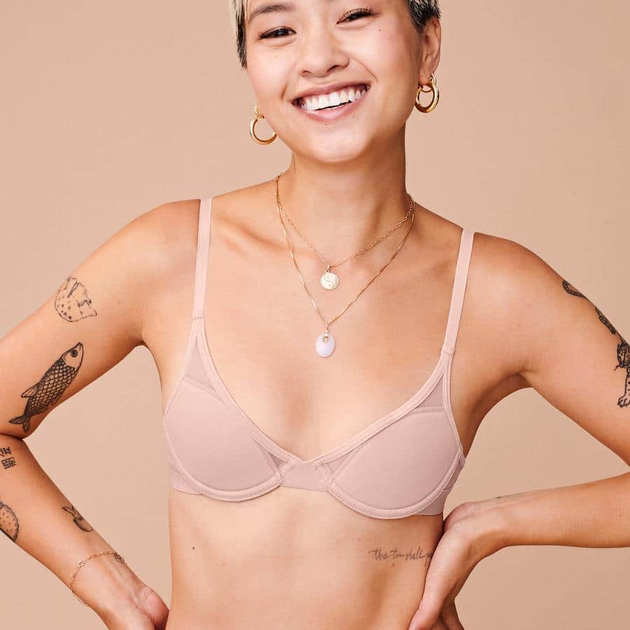 Wearpepper Reviews: Best Bras for Small Busts?