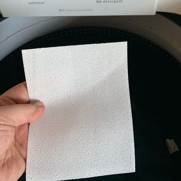 Our Earth Breeze Review After 2 Weeks use: Are The Laundry Sheets Worth It?