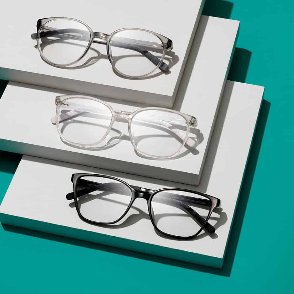 Eyeconic Review: 5 Things To Know Before Buying Glasses